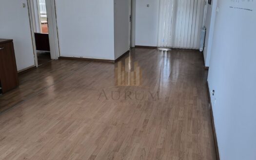 Bulevar Zorana Đinđića 90m² poslovni prostor